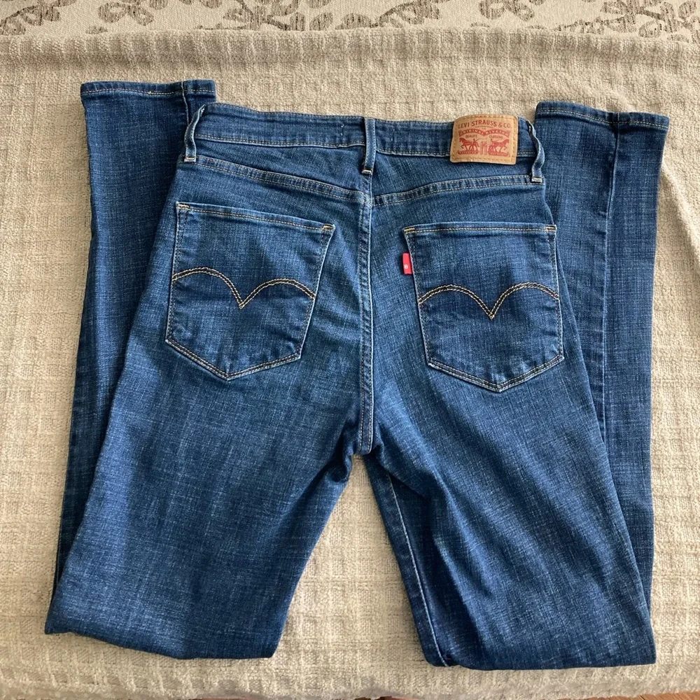Women’s Levi’s 721 High Rise Jeans W29 L30 EUC Dark Blue - Picture 5 of 5